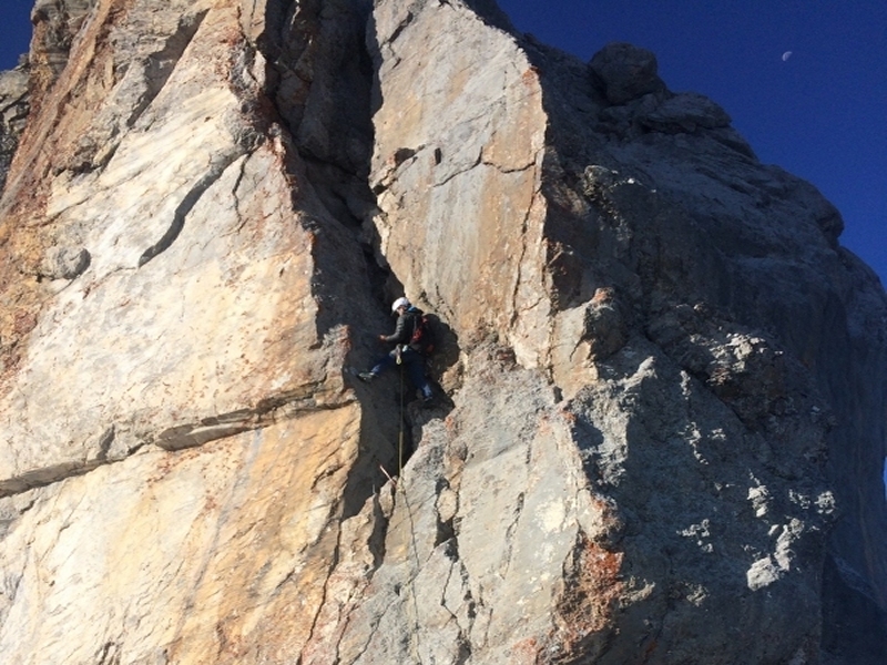 Comment lire une cotation de difficultés en montagne?